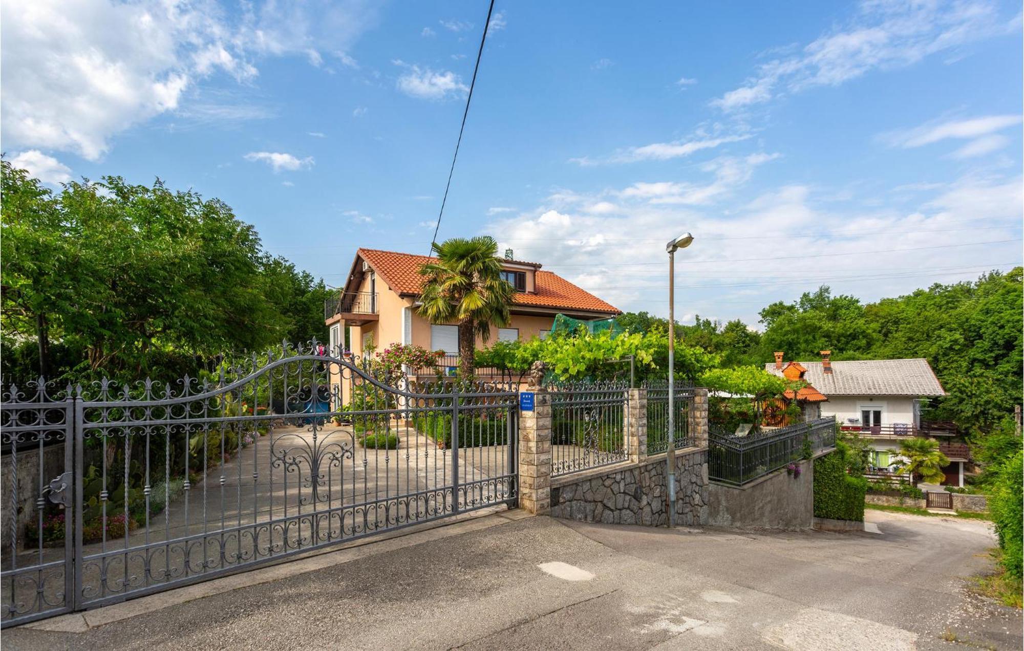 Beautiful Apartment In Matulji With Wifi 外观 照片